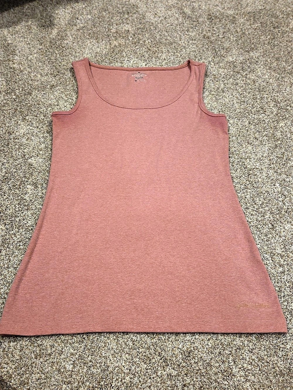 Noble Outfitters Tug-Free Tank Top Pink Medium